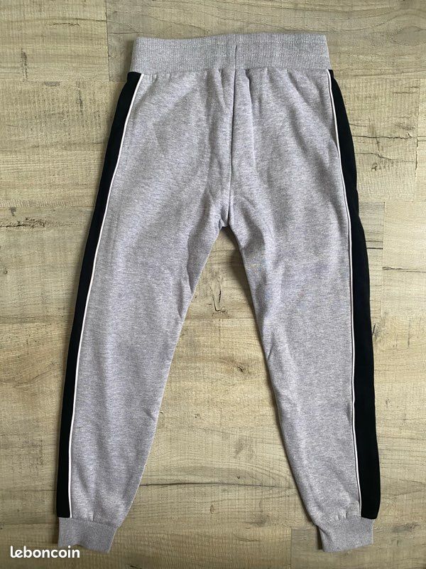 Ensemble Jogging + Sweat Ellesse Enfant Neuf (image 11)