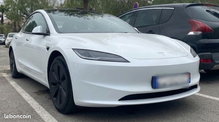 Tesla Model 3 2023