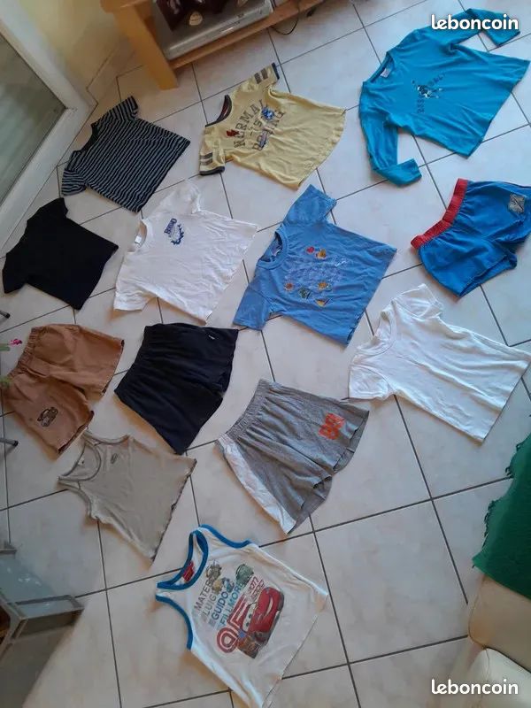 Lot Vêtements Garçon 6 - 8 Ans : Donne Débardeur, Short et Tee-shirt (image 1)