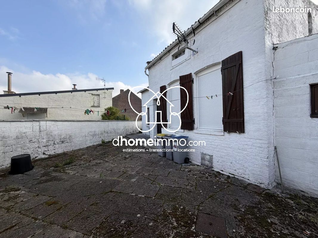 Maison 8 pièces 164 m² · à Roost-Warendin · 164 m² · 128 000 €