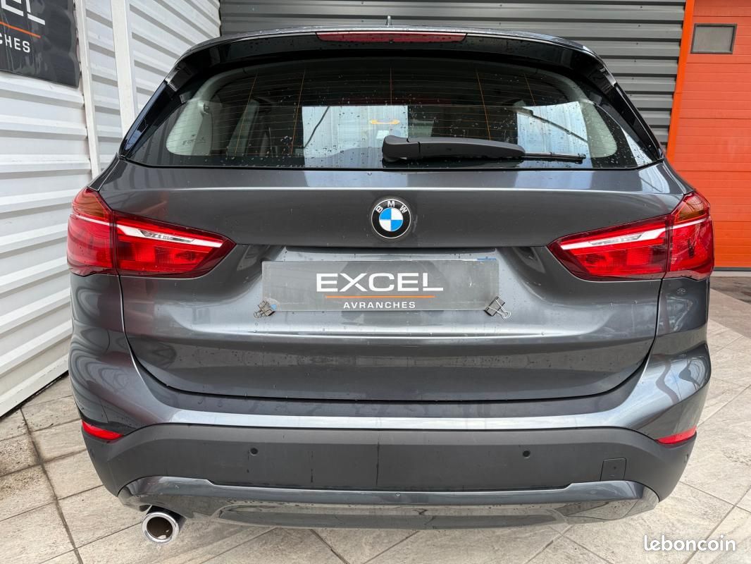 BMW X1 F48 LCI sDrive 18i 140 ch Business Design (image 3)