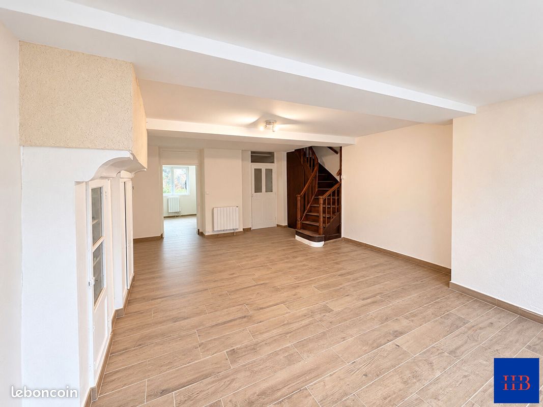 Maison 3 pièces 78 m² · à Souleuvre en Bocage · 78 m² · 650 €/mois