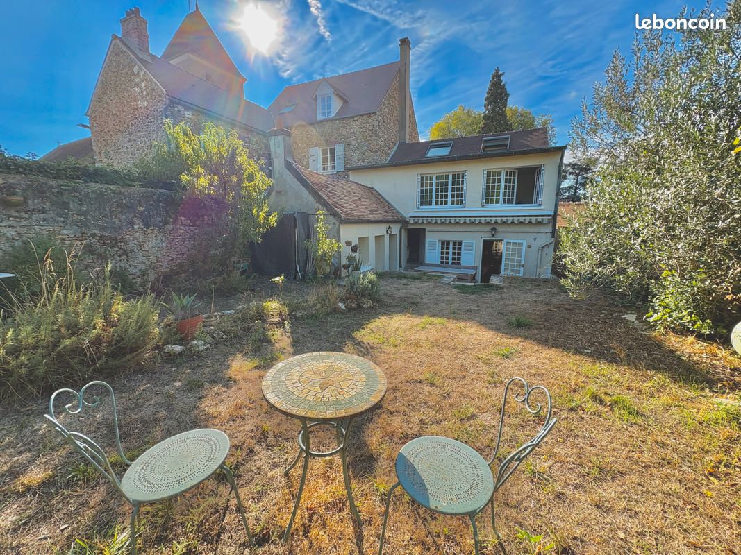 Maison 5 pièces 158 m² · à Fontenay-lès-Briis · 158 m² · 425 000 €