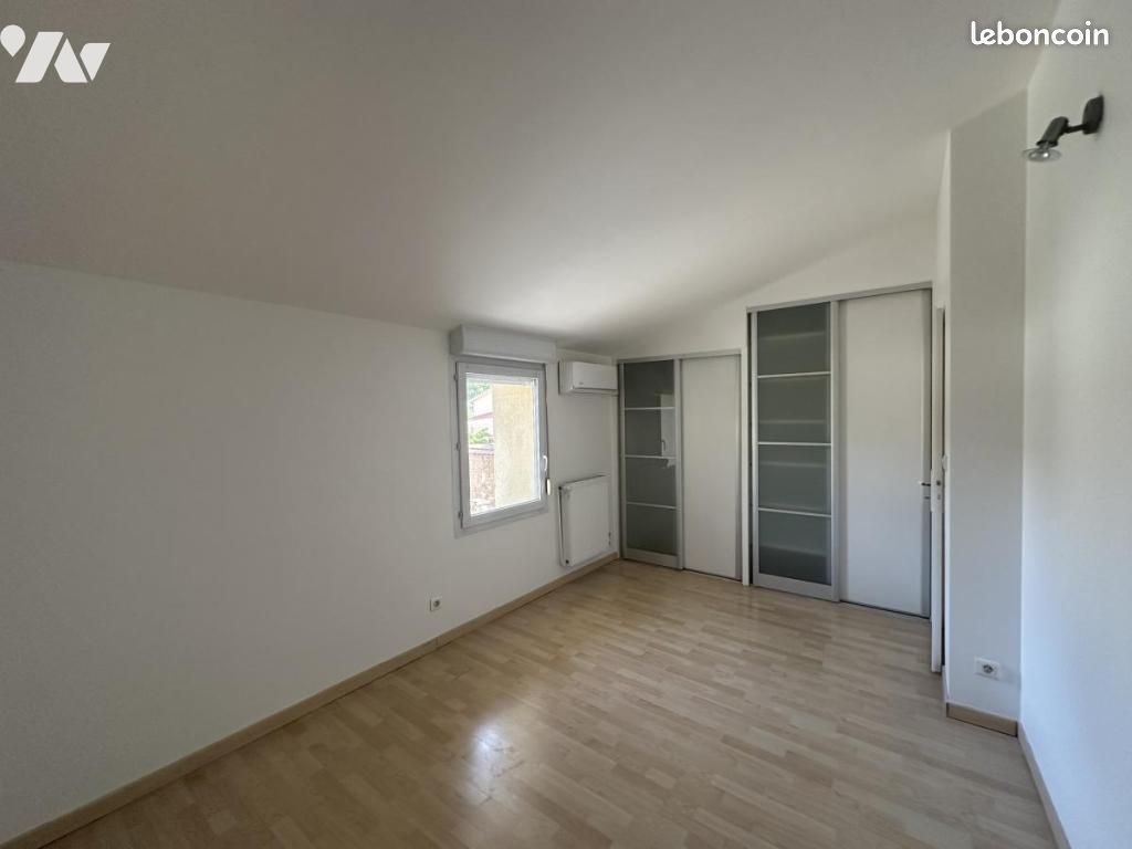 Maison a louer meyzieu - 5 pièce(s) - 95 m2 - Surfyn