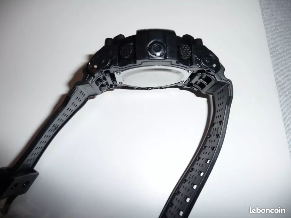 Montre numérique -Homme , lumineuse,etanche,chrono,alarme,reveil-bracelet black (image 2)
