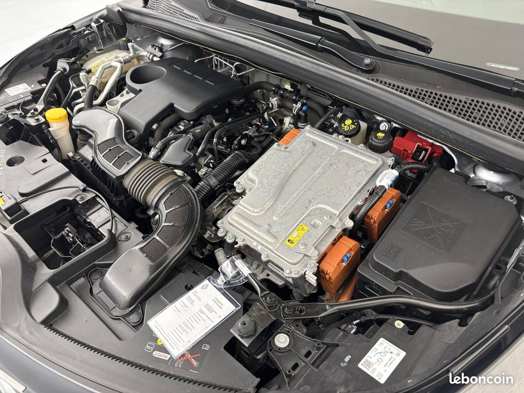 RENAULT Captur E-Tech full hybrid 145 Techno (image 27)