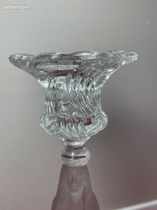 Paire de bougeoirs à main - Verre moulé de Portieux/Vallerysthal figurant une tortue
