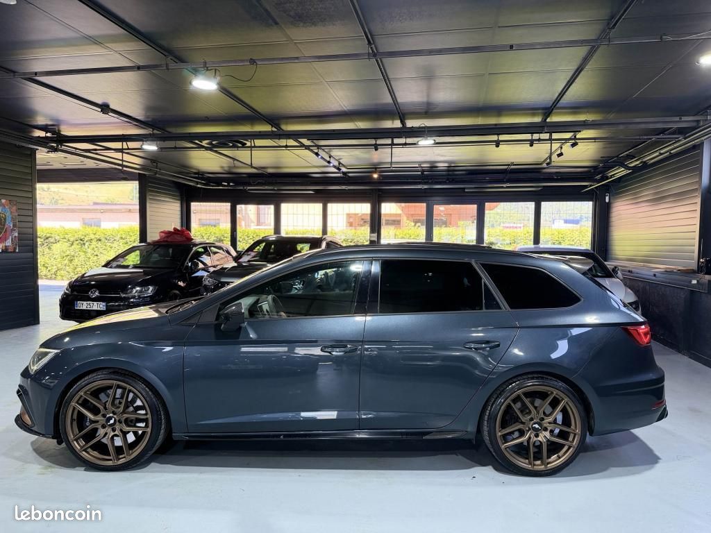 SEAT LEON SEAT ST - CUPRA R - 4 DRIVE - TOIT OUVRANT - SUIVI SEAT - SIEGES CH. - 300 ch (image 4)