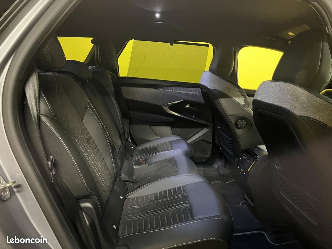 PEUGEOT 5008 1.2i Hybrid -145CV - BV e-DCS6 III GT (image 17)