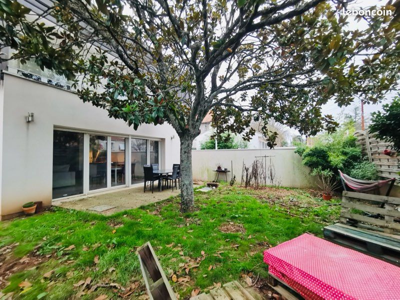 Maison 5 pièces 105 m² · à Poitiers · 105 m² · 990 €/mois