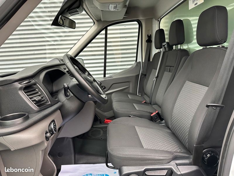 Ford Transit Caisse 20m3 Hayon 2.0L 130ch P350 L4 Trend Business 24900 HT (image 14)