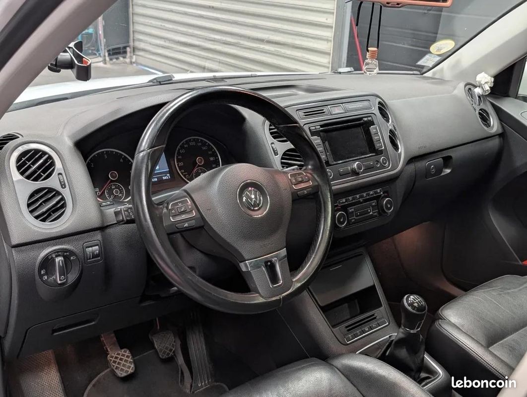 Volkswagen Tiguan 2.0 TDI 110 BLUEMOTION (image 14)