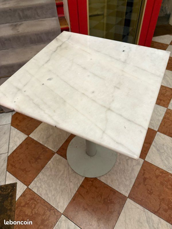 Restootab - Table 75x 60x60cm - modèle marbre yule Valeur 390 (image 2)