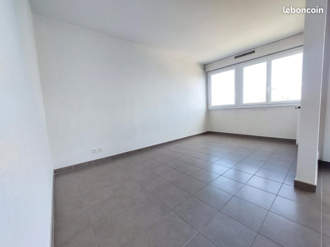 Appartement 4 pièces 79 m² (image 2)