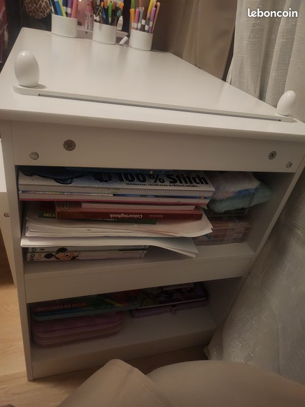 Lit et bureau blanc (image 2)