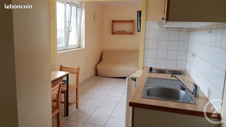 Studio 1 pièce 20 m²