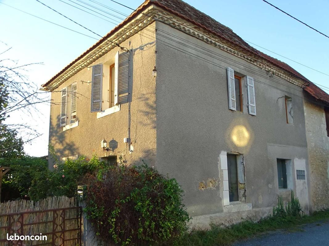 Maison 4 pièces 100 m² · à Saint-Front-de-Pradoux · 100 m² · 159 500 €