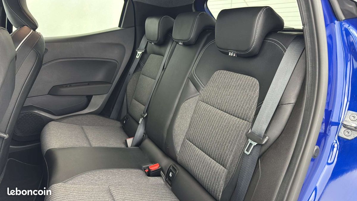 Renault clio tce 140 techno (image 28)