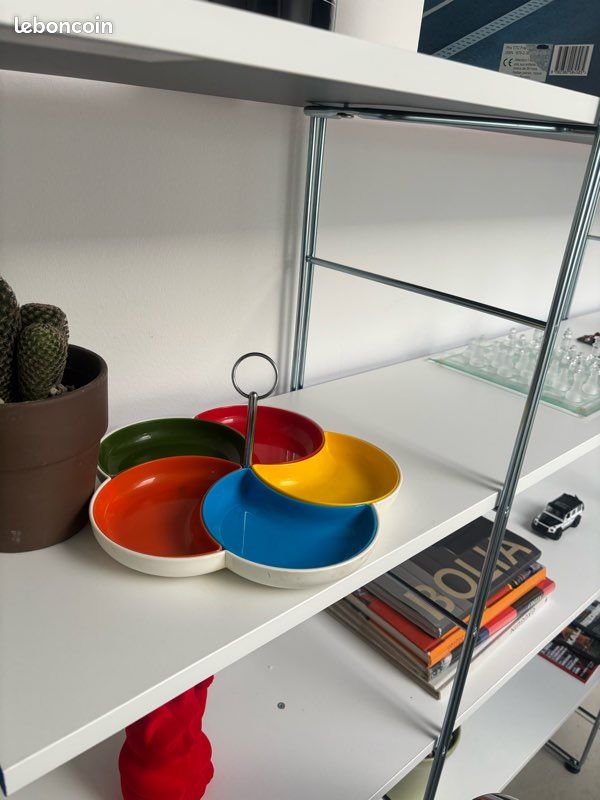 Plateau à apéritif 'Flower' vintage en plastique - Années 70 - Label Emmaüs