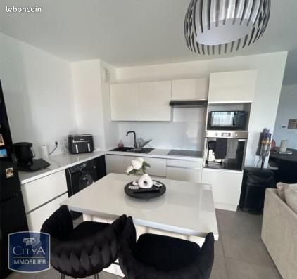 Appartement 4 pièces 81 m² · à Arles · 81 m² · 979 €/mois