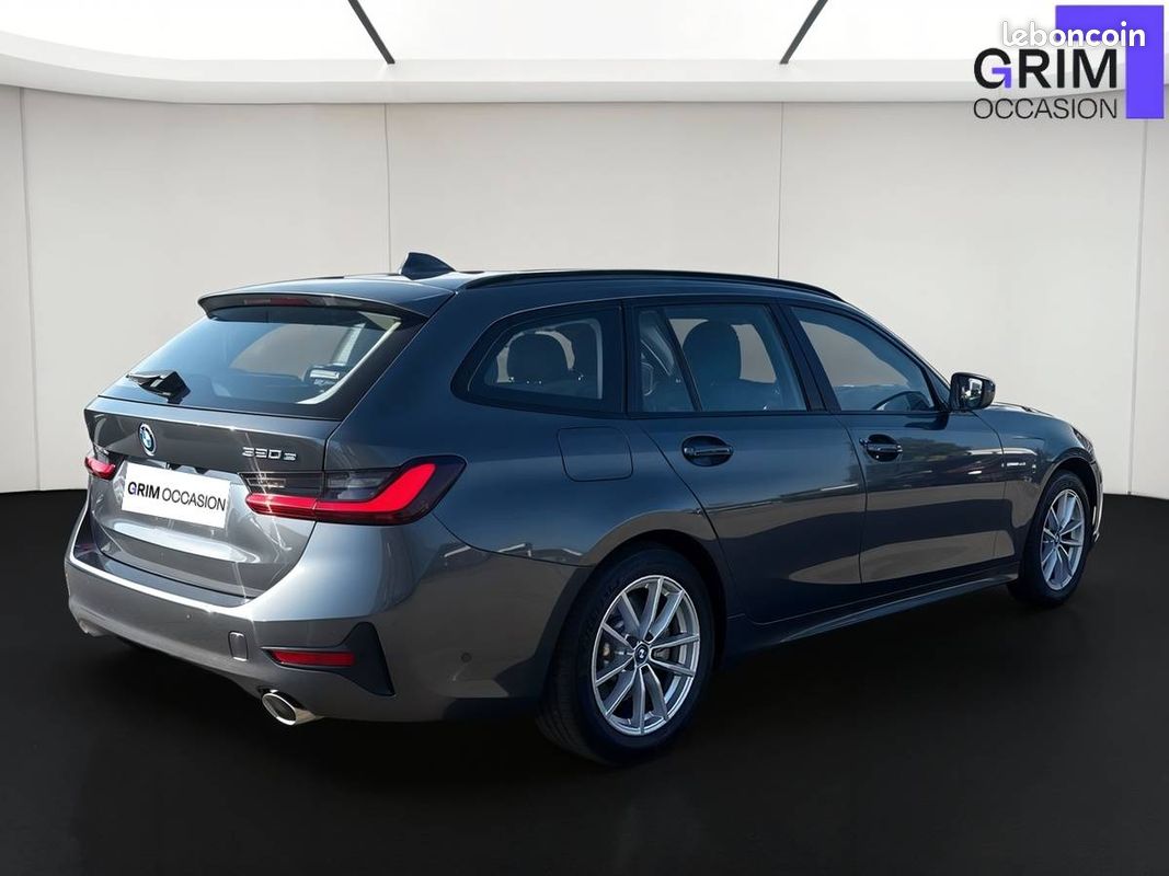 BMW Touring 320e xDrive 204 ch BVA8 Lounge (image 2)