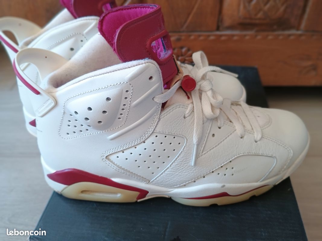 Nike air Jordan 6 Maroon (image 6)