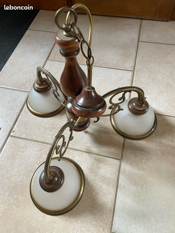 Suspension (image 1)