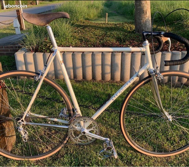 Cadre Vélo Ancien Hunter Course – Acier, Huileur Pompier, Pour Pièces (ne Roule Pas)