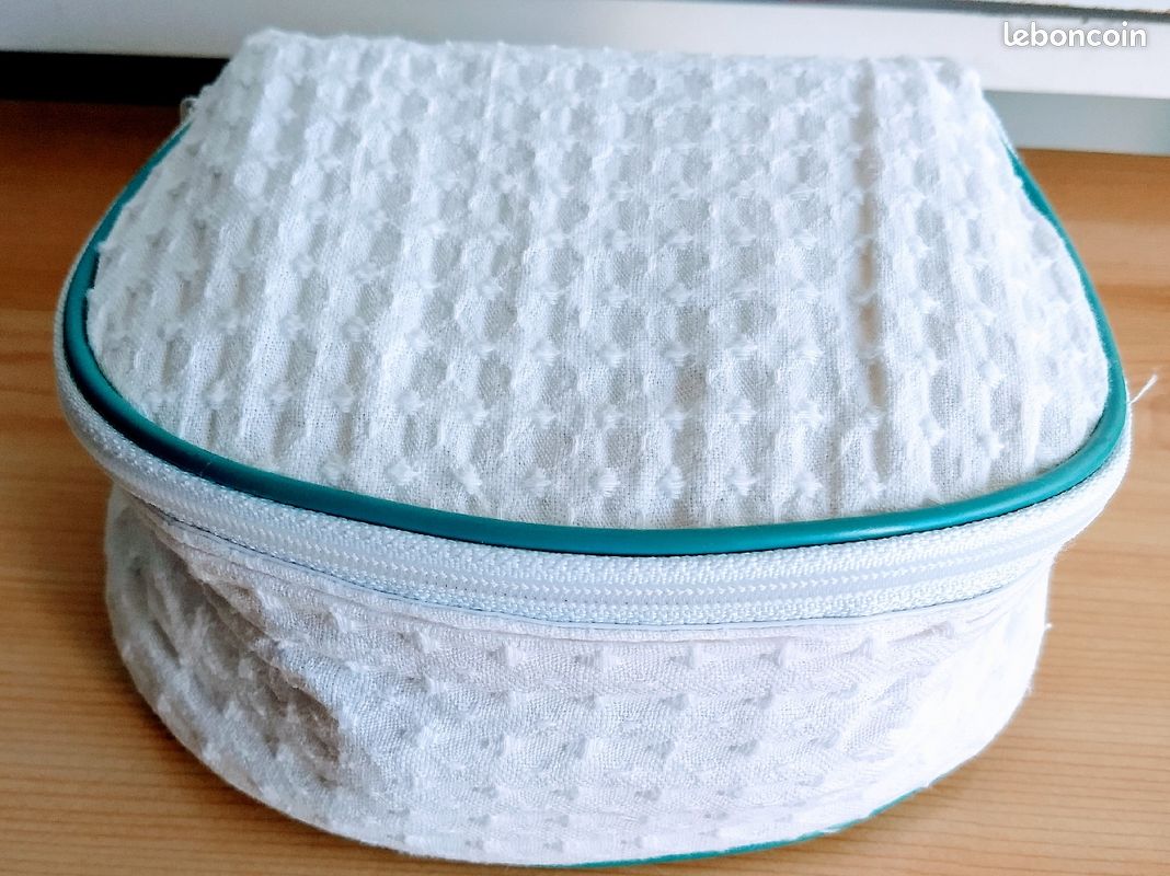 Trousse maquillage rose & blanche (image 4)