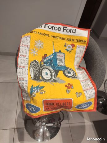 ANCIEN TORCHON 1975 CALENDRIER Décor Tracteur FORD - Agriculture FRANCE
