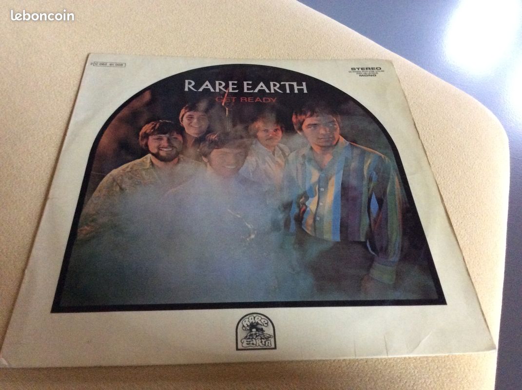 Rare earth / iron butterfly / osibisa / titanic (image 1)