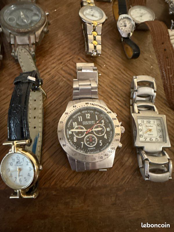 Lot De Montres Anciennes à Identifier - Marques Diverses (Casio, Certus, Etc.) - Occasion