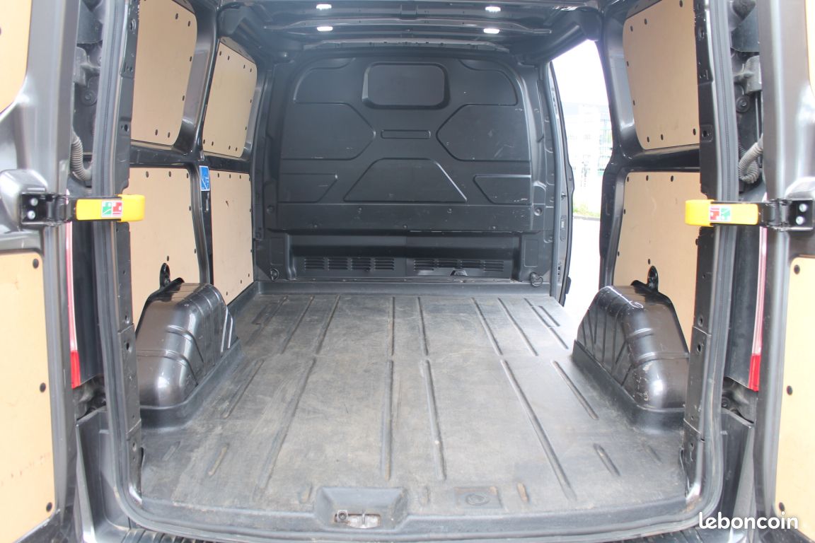 Ford Transit Custom FOURGON 300 L1H1 2.0 130 BVA LIMITED (image 7)