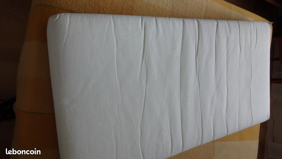 Matelas lit enfant (image 1)