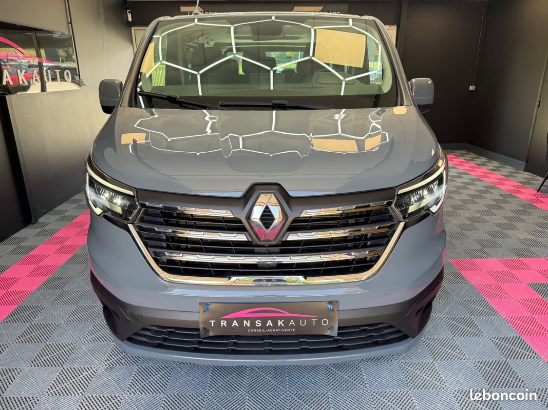 RENAULT TRAFIC III Combi Phase 3 L1 2.0 dCi 16V EDC6 SS Intens 9 Places (image 15)