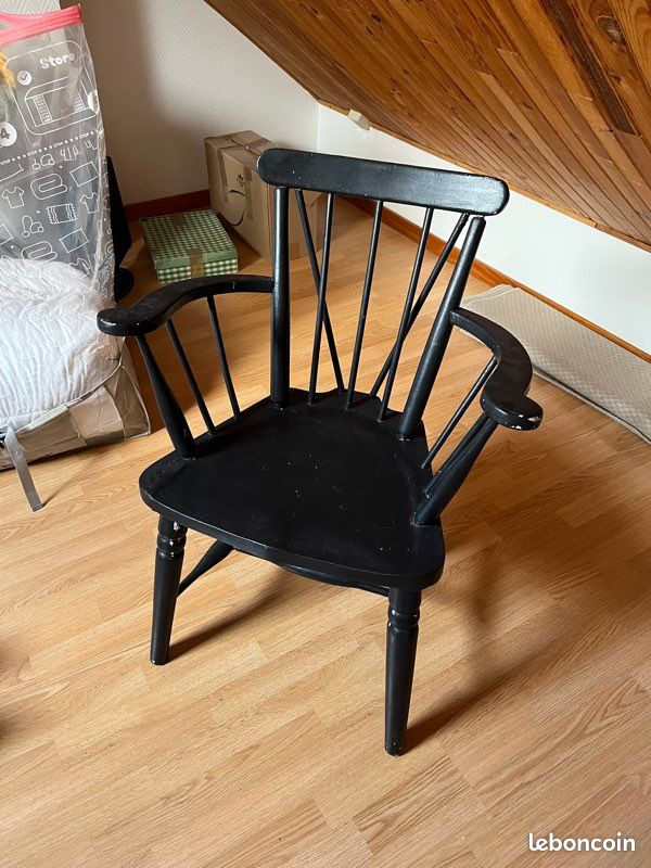 Fauteuil bois noir vintage (image 1)
