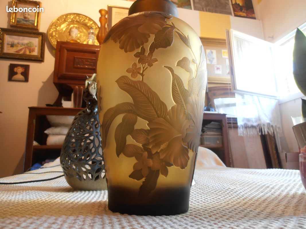 Très beau vase 'galle type' (image 10)