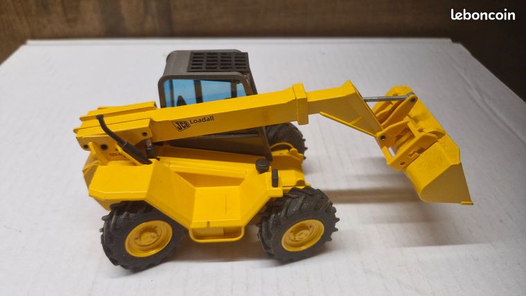 Miniature Joal 1/35 – JCB 525-58 Chargeuse Télescopique – Occasion