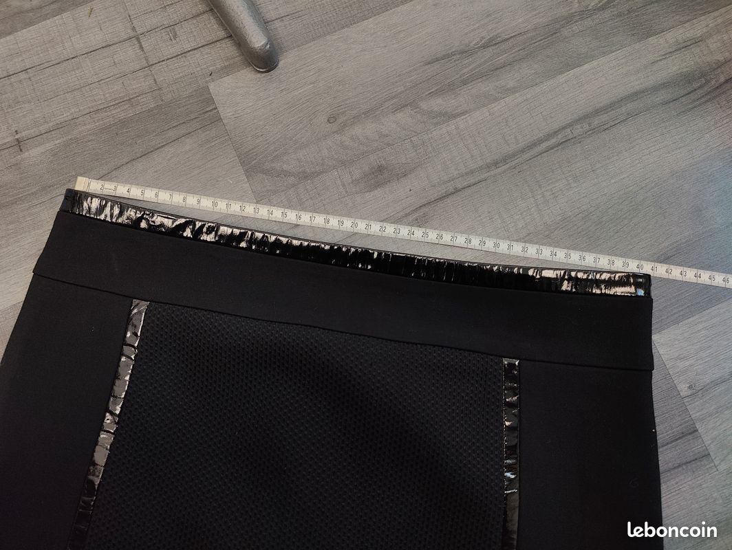 Jupe Crayon Noire Karen Millen Taille 12 - Laine, Viscose, Polyester, élasthanne (occasion Très Bon état)