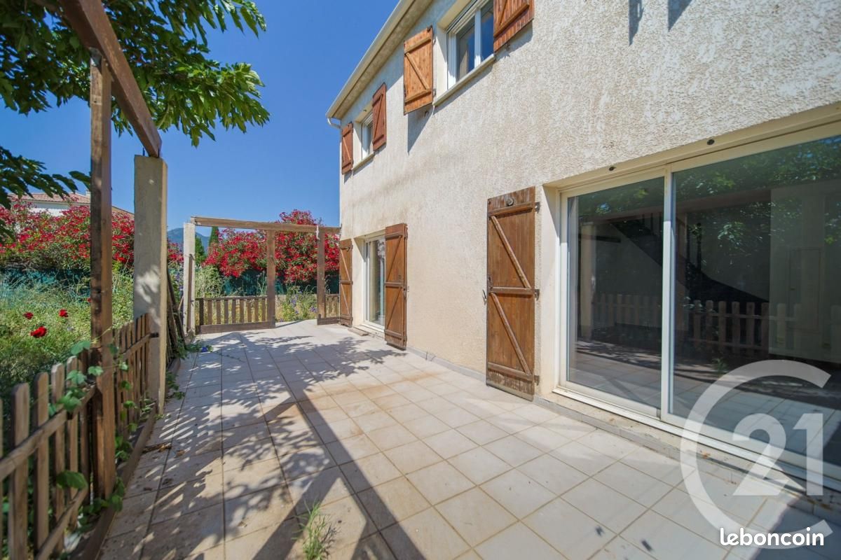 Maison 8 pièces 166 m² · à Penta-Di-Casinca · 166 m² · 395 000 €