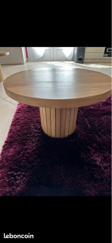 Table de salon en chêne massif (image 2)