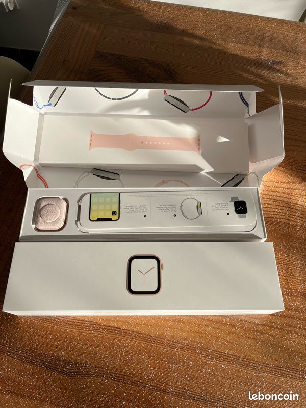 Apple watch (image 5)