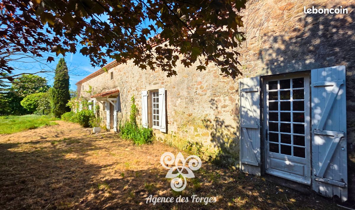 Maison 7 pièces 233 m² · à Sèvremoine · 233 m² · 225 000 €