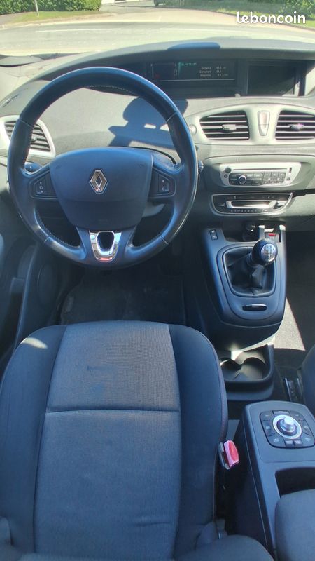 Renautl Scenic III Phase 2 1.5 dci 110 cv (image 5)
