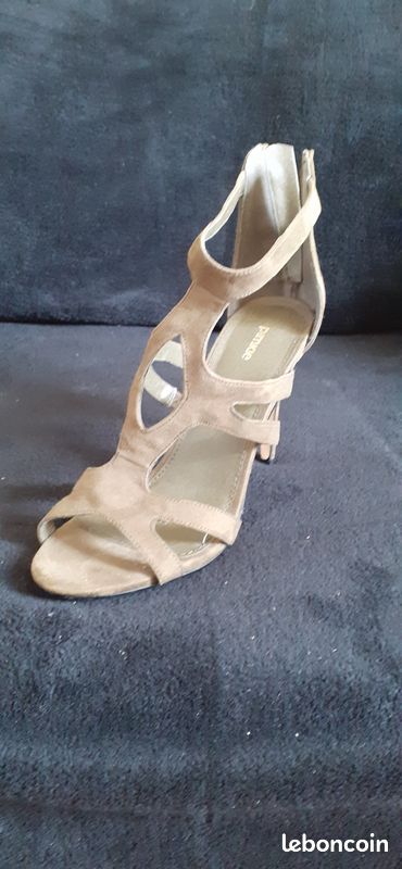 Chaussures vertes talons PIMKIE (image 4)