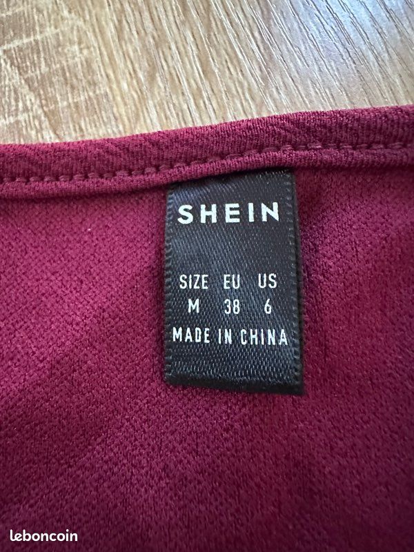 Haut SHEIN bordeaux cache-cœur manches longues bouffantes – M/38 (image 4)