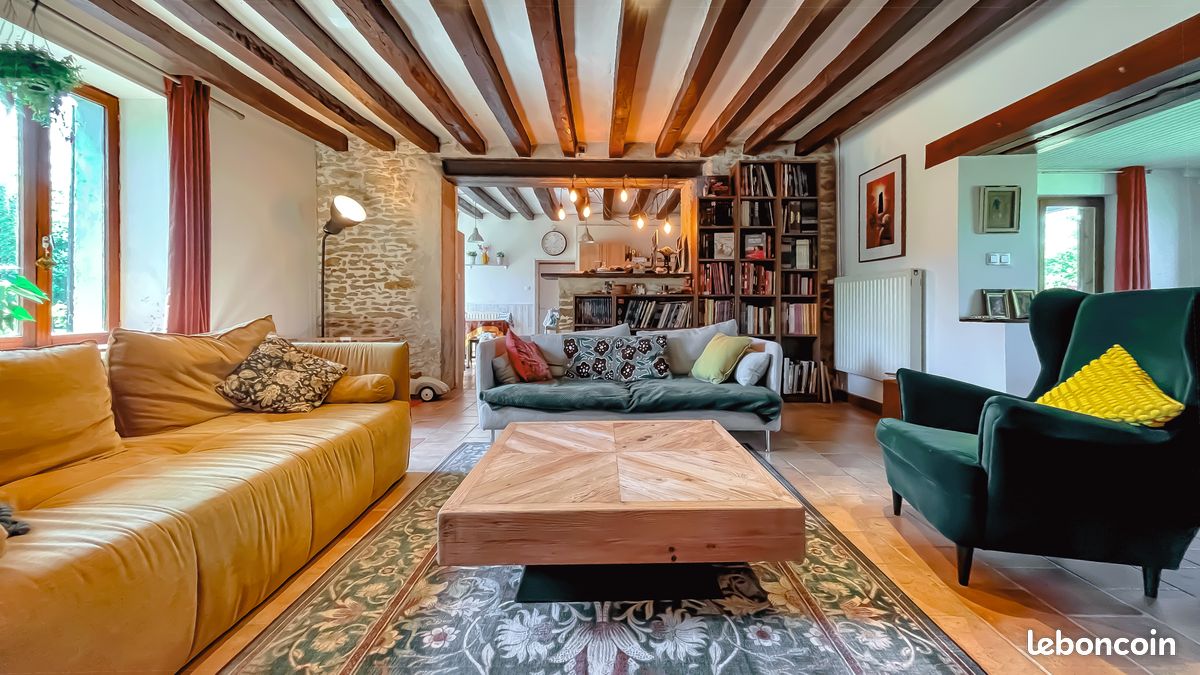 Maison 9 pièces 206 m² · à Courceboeufs · 206 m² · 291 200 €