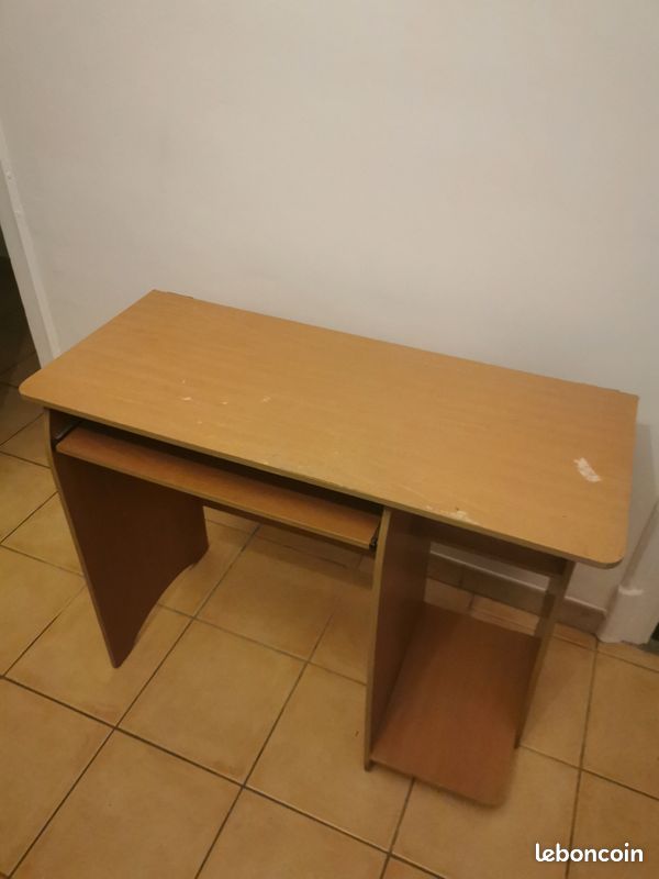 Bureau pc ordinateur informatique (image 1)