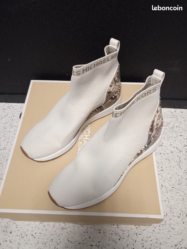 Basket chaussette montante Chaussures