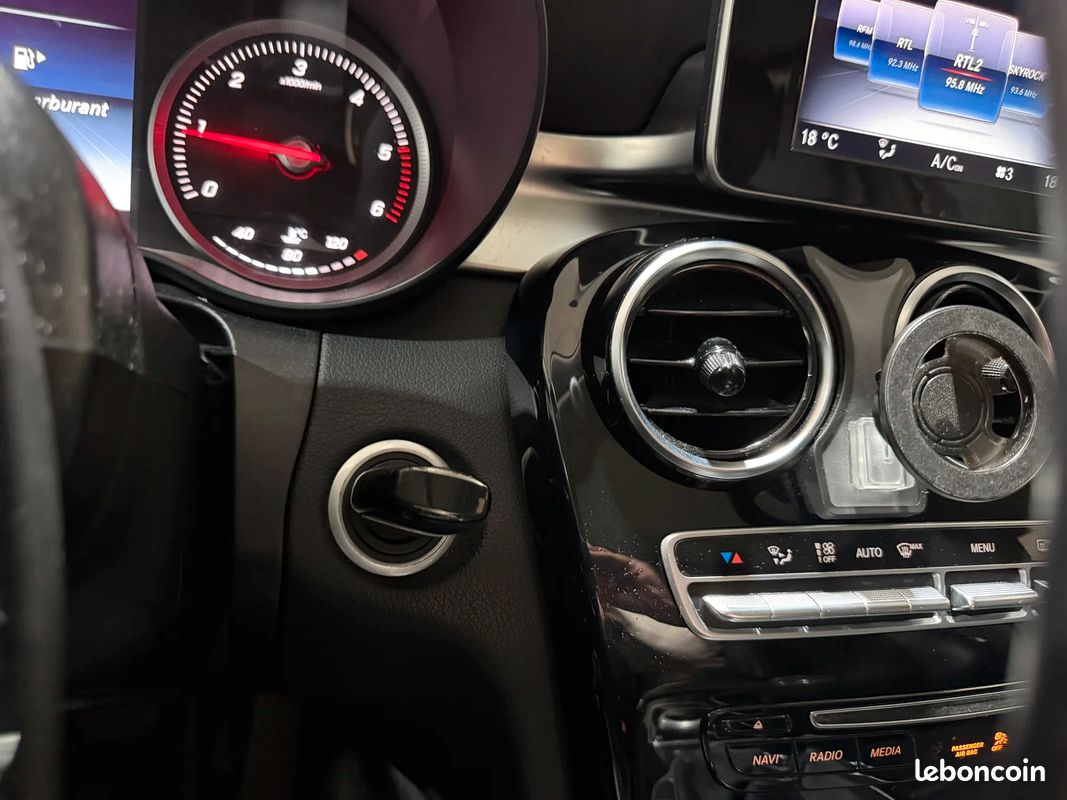 Mercedes-Benz CLASSE C C200 D SPORTLINE (image 18)